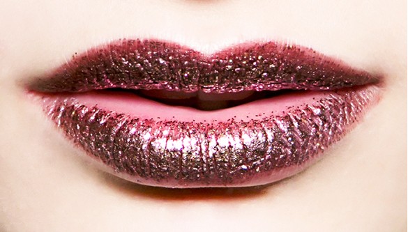 beleza | maquiagem | make up | dicas de maquiagem | maquiagem jovial | tipos de make para usar antes dos 30 anos | gliter nos olhos | gliter nos lábios | lápis colorido