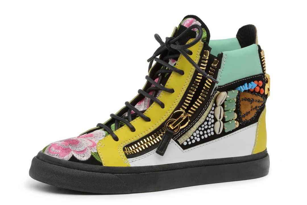 moda | moda 2014 | moda 2015 | tendências | inverno 2014 | verão 2015 | Chanel | sneakers | tênis esportivos | Tênis | como usar tênis | looks com tênis | Balenciaga | Topshop