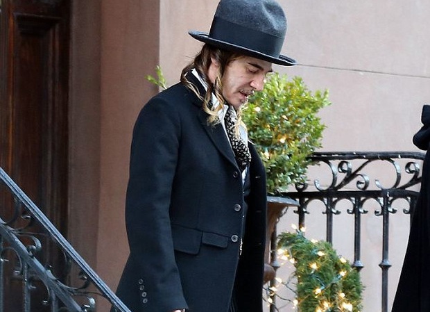 moda | notícias de moda | estilistas | John Galliano | John Galliano veste-se de judeu | porta-voz de Galliano desmente estilista vestir-se de judeu | notícias sobre John Galliano