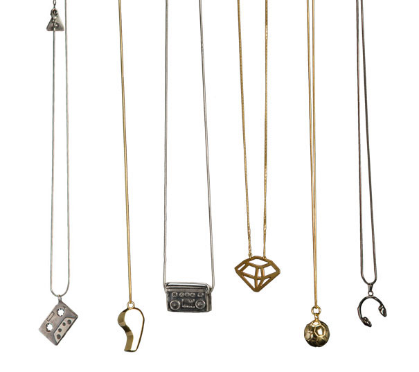 moda | compras | acessórios | dicas de moda | acessórios para incrementar a produção de fim de ano | o que usar nas festas de fim de ano | tendências verão 2013 | moda verão 2013 | moda 2013 | dicas de estilo | dicas para se vestir bem | dicas de acessórios | colares