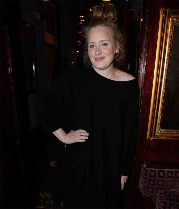 blog de moda | beleza | sobre beleza | cosméticos | maquiagem | make up | make ar de saúde | Adele | Adele make up | pele do rosto de Adele | make natural