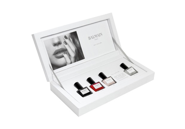 blog de moda | beleza | sobre beleza | esmaltes | novidades de esmaltes | unhas | esmaltes moda 2013 | moda esmaltes verão | Balmain novos emaltes | coleção de esmaltes Balmain