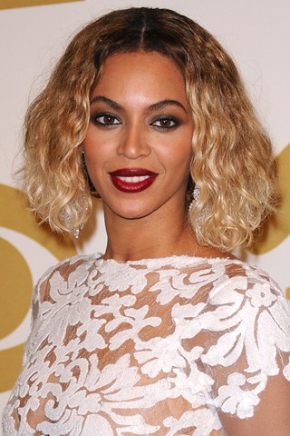 blog de moda | entretenimento | música | Brit Awards | Brit Awards 2014 | Beyoncé no Brit Awards 2014 | famosos | celebridades