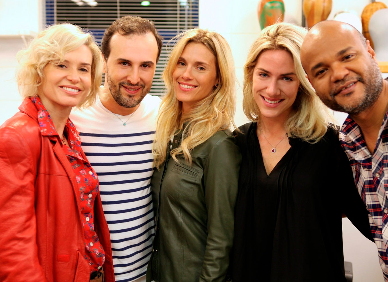 blog de moda | beleza | sobre beleza | famosas que mudam de visual | cabelos loiros | descoloração | sobre descoloração | beleza cabelo | cuidados com os cabelos | mudar de visual | pintar o cabelo de loiro