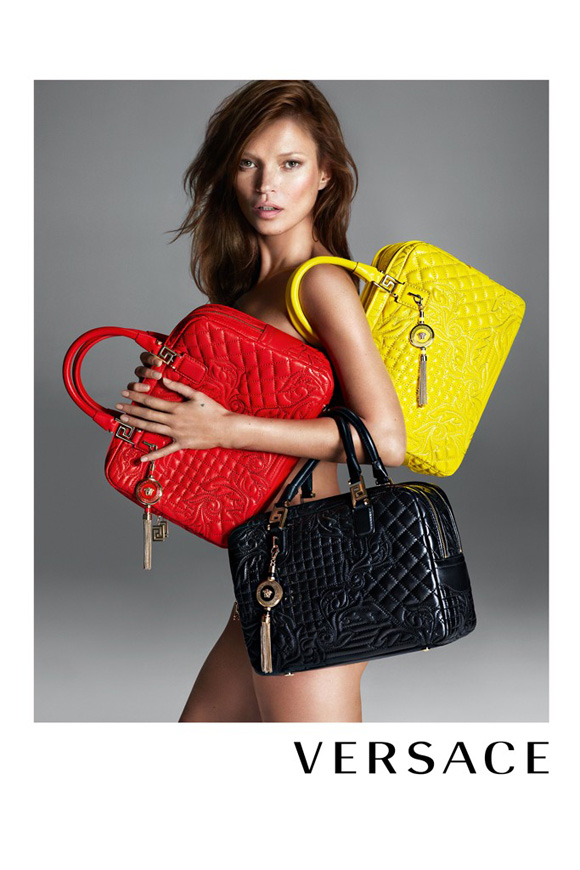 blog de moda | Beleza | cabelos | cabelos e maquiagem | sobre beleza | penteados | sobre penteados | celebridades | Kate Moss | celebridades que mudam o visual | beleza cabelo | Kate Moss morena