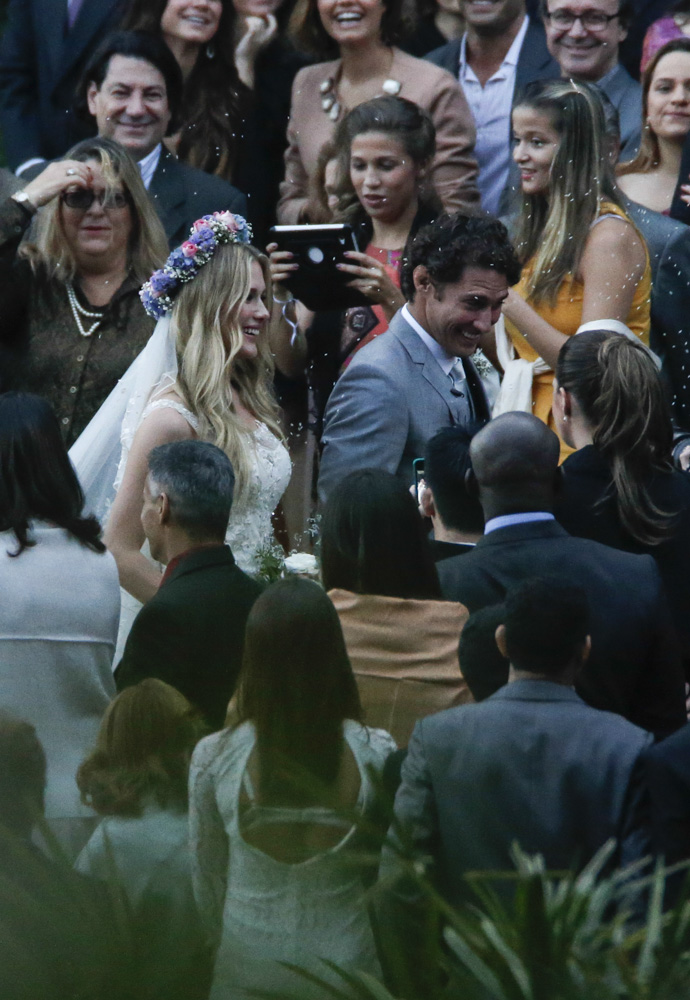 blog de moda | moda | sobre moda | moda noivas | beleza | acessórios | dicas de moda para noivas | coroa de flores | acessórios para noivas | beleza cabelo | penteado para noivas