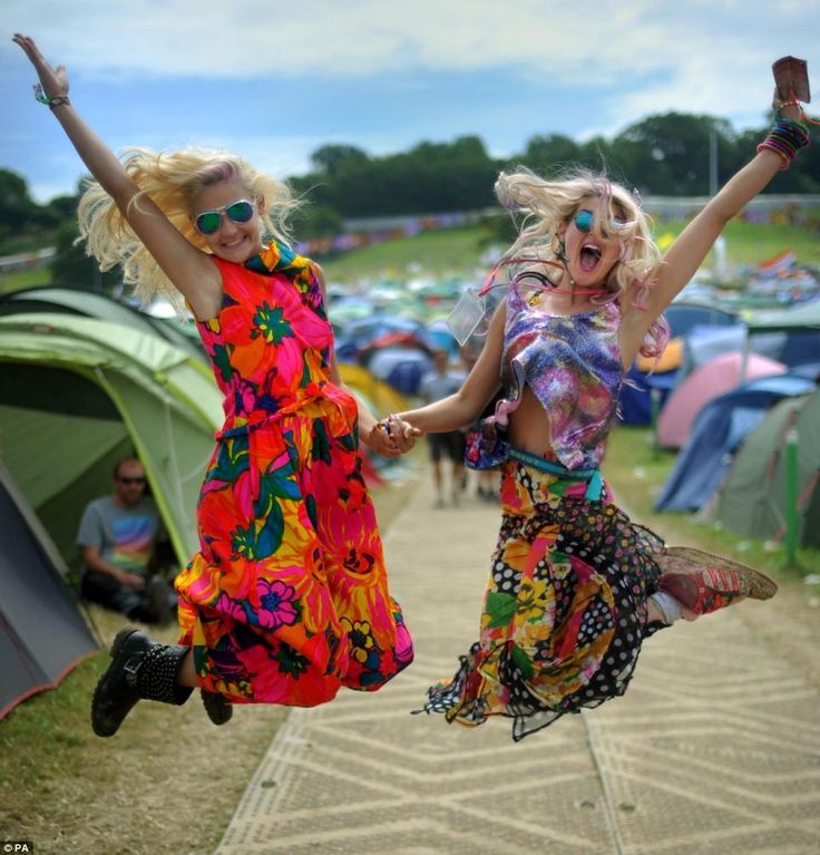 blog de moda | Moda | roupas | roupa | sobre moda | vestido | moda roupa | roupa da moda | blusas | vestidos de festa | vestido para festa | roupas da moda | anos 70 | boho chic | folk | hippie chic | Glastonbury Festival 2013 | os looks do festival Glas