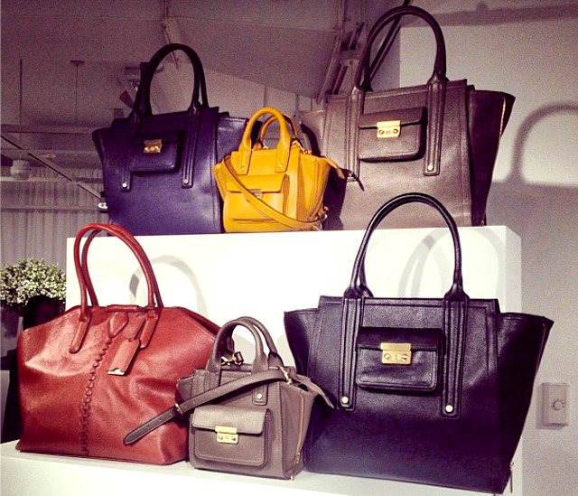 blog de moda | compras | sobre moda | novidades | bolsas | novas coleções de bolsas | Phillip Lim | Phillip Lim para Target | marcas internacionais no Brasil | Phillip Lim mais barato