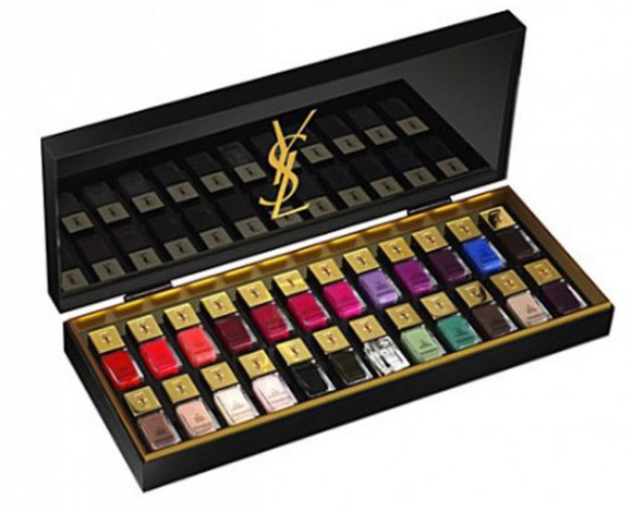 blog de moda | beleza | sobre beleza | maquiagem | make up | beauté | esmaltes | sobre esmaltes | YSL caixa de esmaltes | linha de esmaltes | kit de beauté para o fim do ano