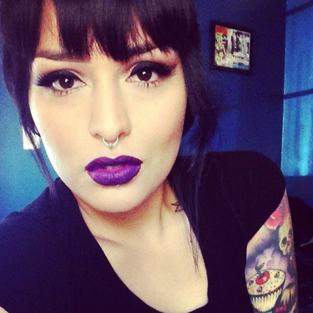 beleza | batom roxo | maquiagem | make up | beauty | maquiagens com batom roxo | maquiagens | batom roxo escuro