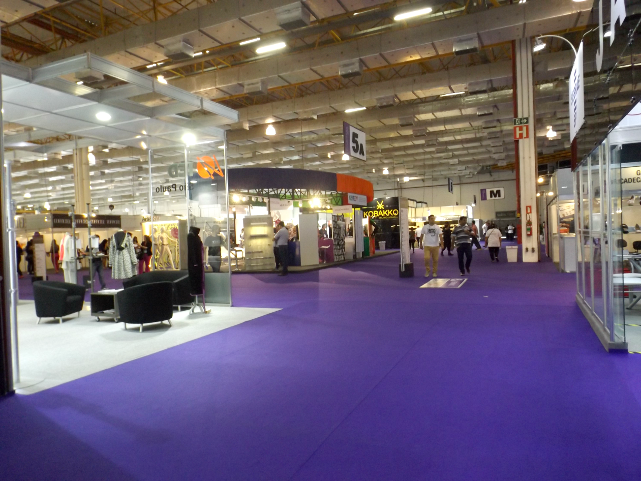 moda | compras | achados | inverno 2015 | Couromoda | Feira couromoda 2015 | tendências de moda inverno 2015 | acessórios | colar gipsy | tendência acessórios inverno 2015 | eventos de moda