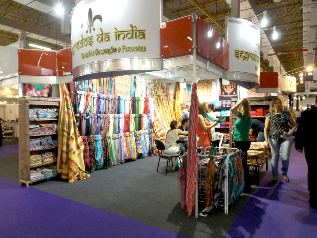 moda | compras | achados | inverno 2015 | Couromoda | Feira couromoda 2015 | tendências de moda inverno 2015 | acessórios | colar gipsy | tendência acessórios inverno 2015 | eventos de moda