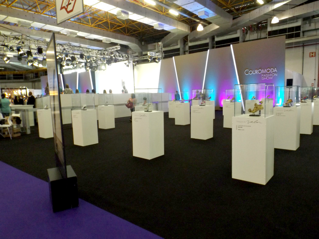 moda | compras | achados | inverno 2015 | Couromoda | Feira couromoda 2015 | tendências de moda inverno 2015 | acessórios | colar gipsy | tendência acessórios inverno 2015 | eventos de moda