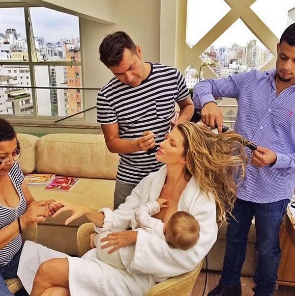 blog de moda | entretenimento | celebridades | famosos | Gisele Bündchen | Emmy Rossum | Emmy Rossum satiriza imagem publicada em Instagram de Gisele Bündchen