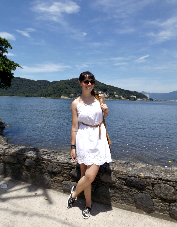 moda | look do dia | look para o dia | verão 2015 | vestido branco | vestido de alça | vestido de algodão | coroa de flores | look do dia 2015 | primeiro look do dia de 2015