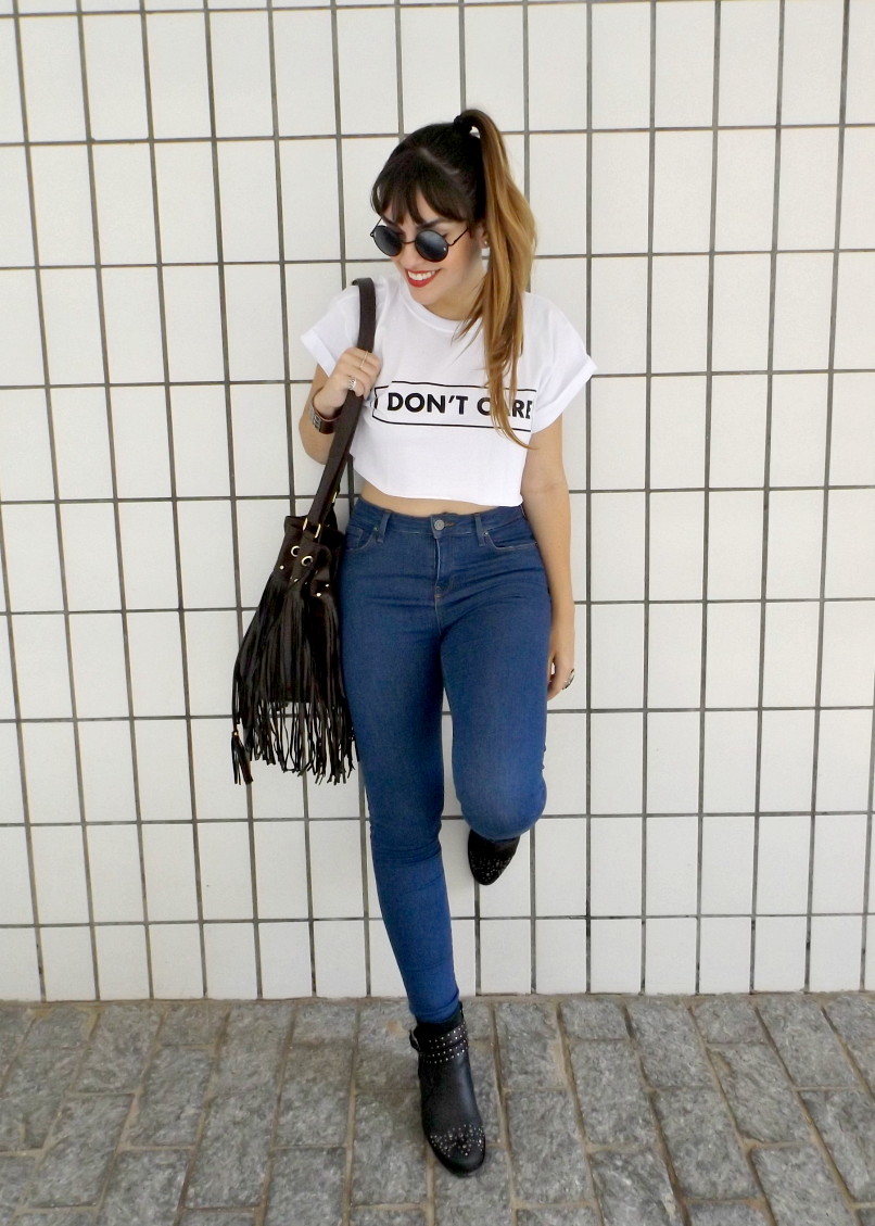 moda | look do dia | look do dia basico | blusa cropped | Liverpool | camisetas liverpool | calça de cintura alta | look dia | look para o dia | look com calça jeans | look com calça jeans de cintura alta