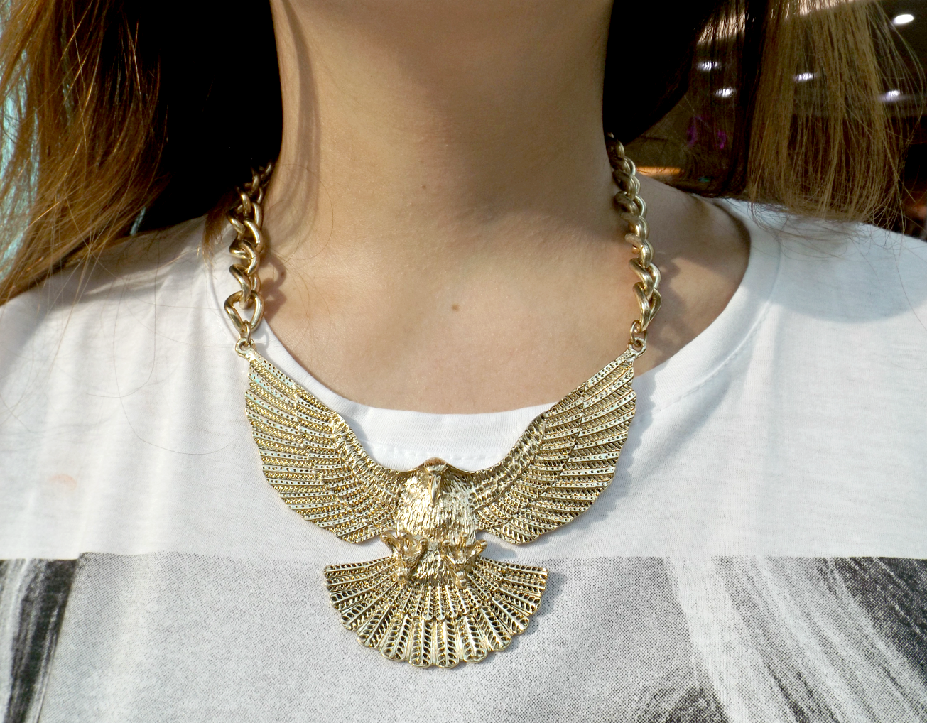 moda | moda 2015 | moda inverno 2015 | inverno 2015 | look do dia | look do dia casual | camisa feminina | calça vermelha | chapéu | maxirregata