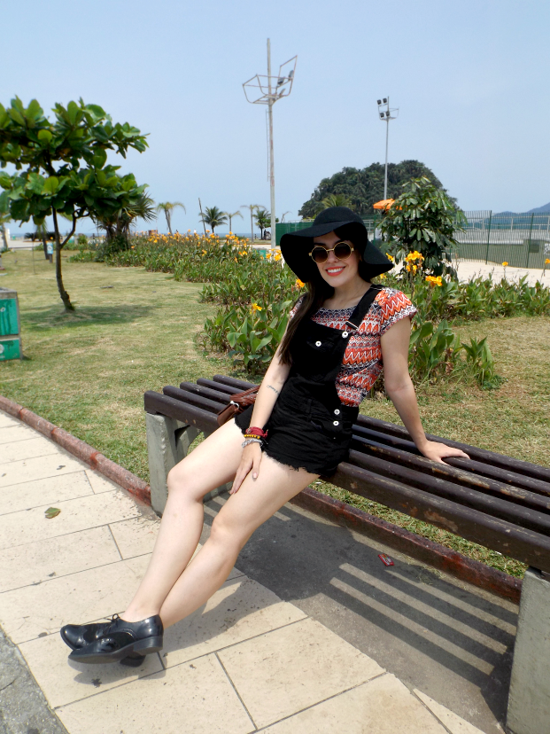 moda | look do dia | look para o dia | look com jardineira | look com macaquinho | jardineira de brim | jardineira jeans | jardineira preta | jardineira curta | looks do dia | look da Marcéli Paulino | blusa com estampa étnica | oxfords | verão 2015 | mod