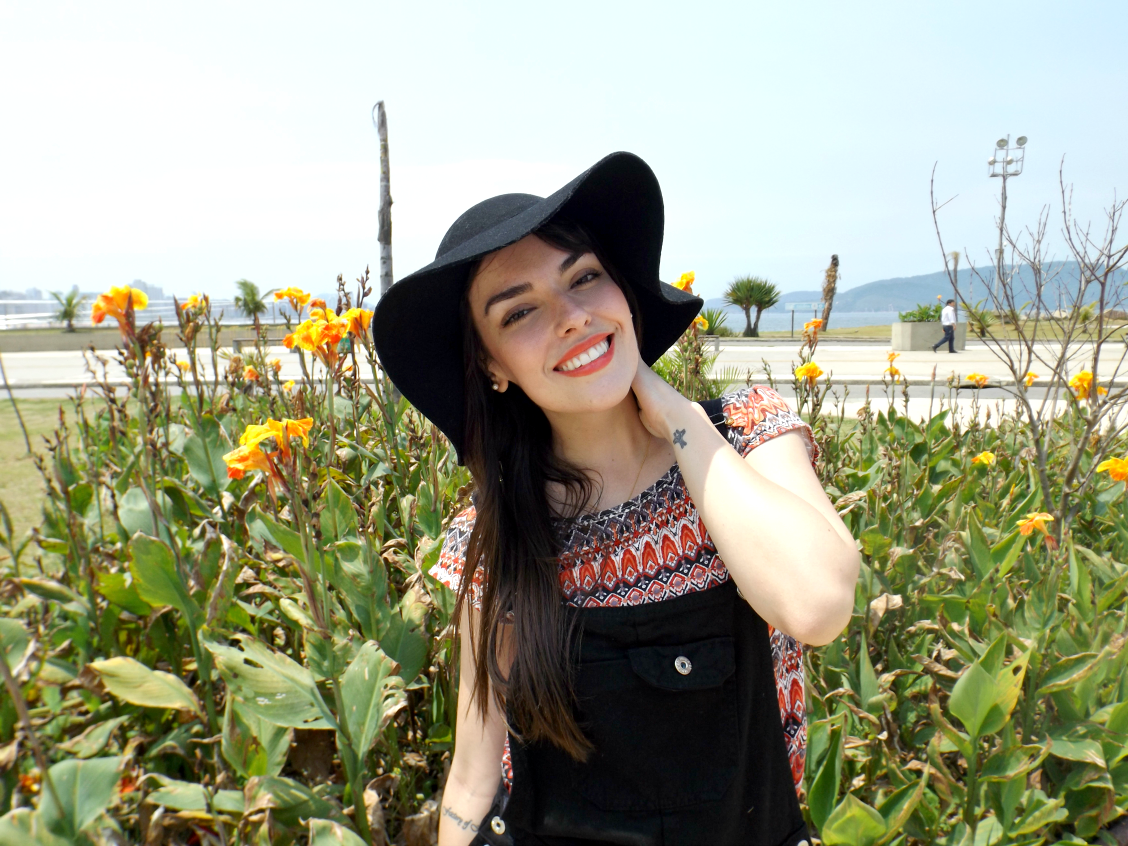 moda | look do dia | look para o dia | look com jardineira | look com macaquinho | jardineira de brim | jardineira jeans | jardineira preta | jardineira curta | looks do dia | look da Marcéli Paulino | blusa com estampa étnica | oxfords | verão 2015 | mod