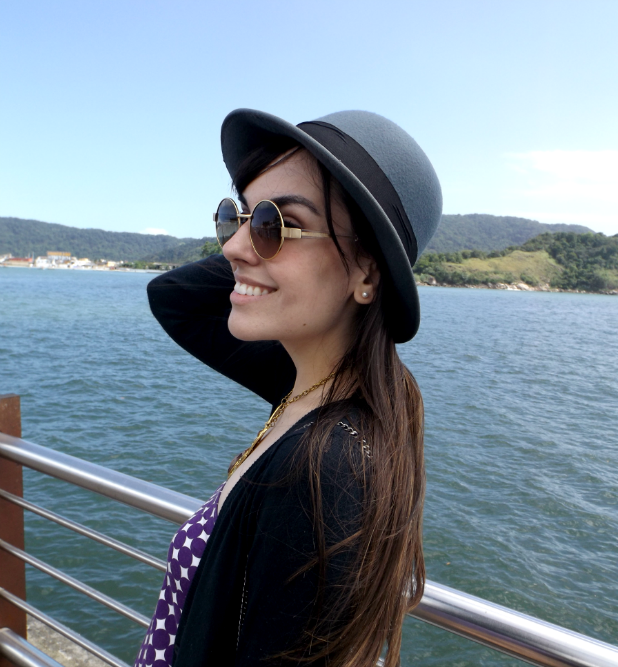 moda | look do dia | look para o dia | looks para o dia | look com chapéu | chapéu coco | macaquinho | óculos redondo | como usar macaquinho | short boots | bota cano curto | verão 2015