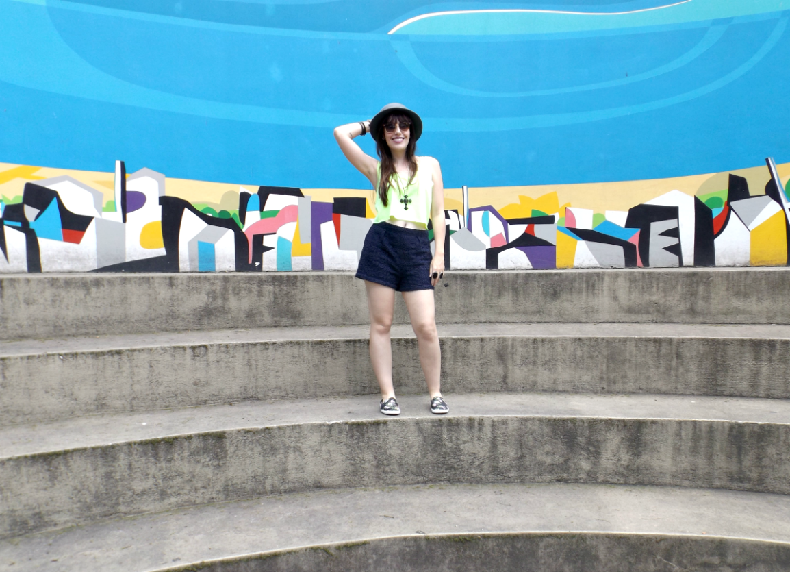 moda | look do dia | look para o dia | look com alpargatas | short de renda | chapéu côco | top cropped | look verão 2015 | look de verão | Orquidário Municipal de Santos | batom roxo