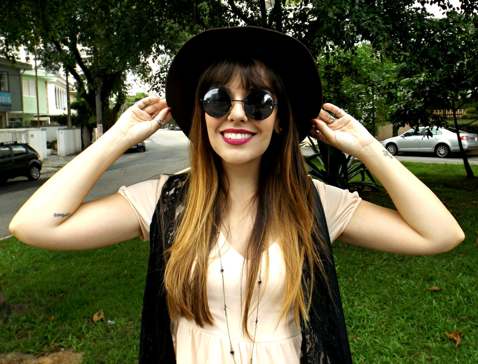 moda | moda 2015 | look do dia | look botas | meia estação | vestido | chapéu | botas | look para final de semana | look com vestido e bota