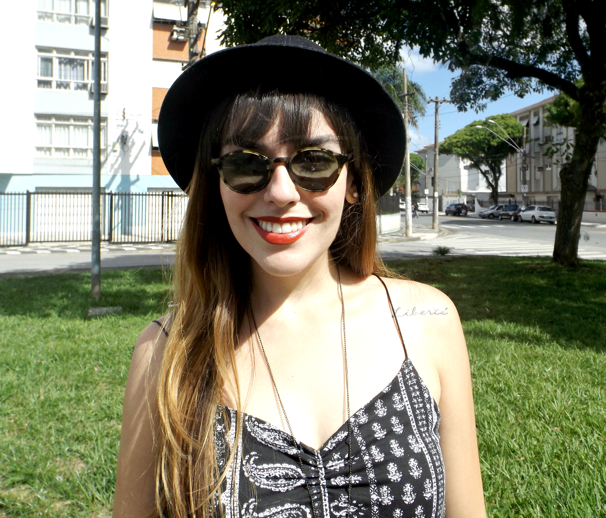 moda | look do dia | look do dia básico | vestido boho | look roupa | chapéu | botas | bota cano curto