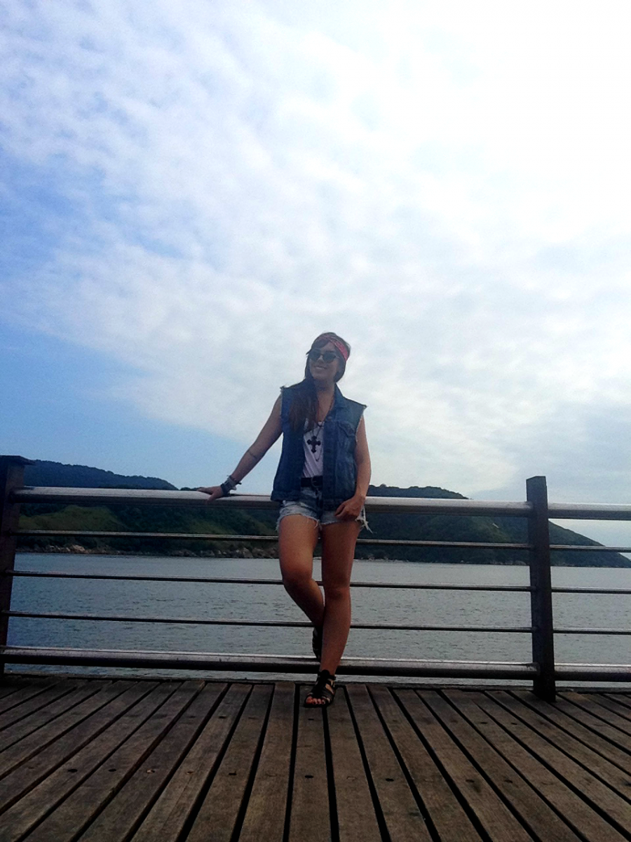 moda | look do dia | o meu look | look para o dia | looks do dia | look basico | anos 70 | headband | colete jeans | short jeans | sandália gladiadora