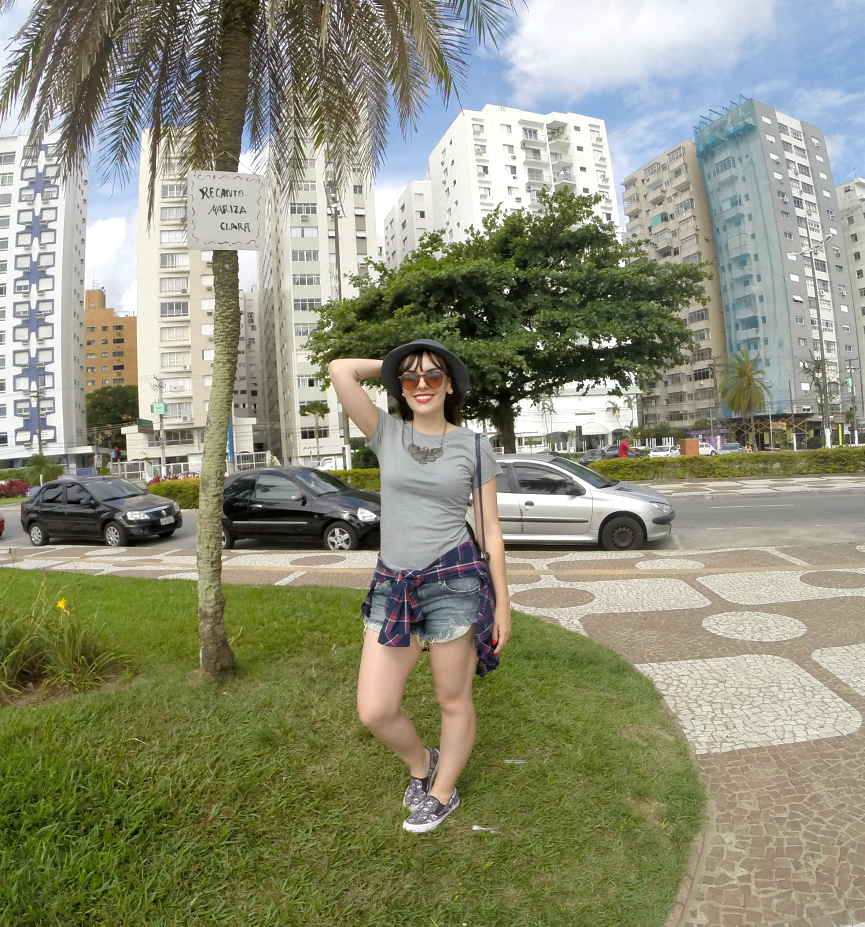 moda | look do dia | look com chapéu | looks do dia | seleção de looks do dia | dois chapéus, vários looks | looks do dia 2014 | chapéu floppy | chapéu côco