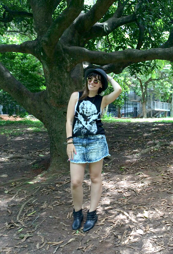 moda | look do dia | look com chapéu | looks do dia | seleção de looks do dia | dois chapéus, vários looks | looks do dia 2014 | chapéu floppy | chapéu côco