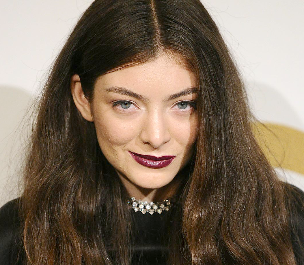 blog de moda | beleza | sobre beleza | maquiagem | make up | batons | batons berry | batom de Lorde no Grammy 2014 | batom escuro | tons berry de batom onde encontrar | dicas de make