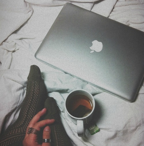 relacionamento | etiqueta | etiqueta nas redes sociais | midias sociais | como se comportar nas redes sociais | rede social | redes sociais