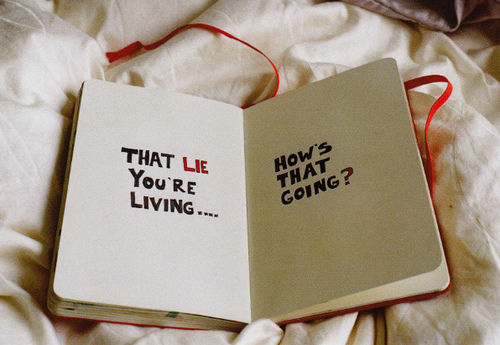 relacionamento | pessoas | cotidiano | gente | traição | mentiras | mentiras e traições | como lidar com uma mentira | problemas de relacionamento | dicas de relacionamento