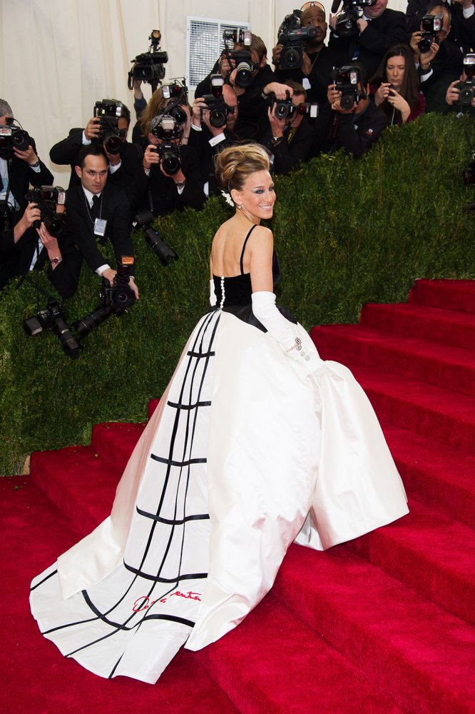 moda | notícias de moda | designers | Oscar de la Renta | Oscar de la Renta morre aos 82 anos | melhores looks de Oscar de la Renta | looks de red carpet de Oscar de la Renta