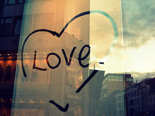 relacionamento | pessoas | cotidiano | gente | amor | namoro | casamento | família | amores surreais | amores idealizados | quando amamos o que idealizamos