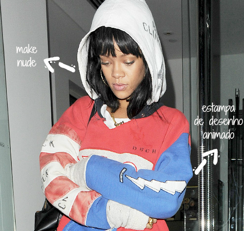 moda | look das famosas | moda e famosas | moletom | jeans ed | look de Rihanna | inverno 2014 | moda inverno 2014 | moletons inverno 2014 | look com calça jeans