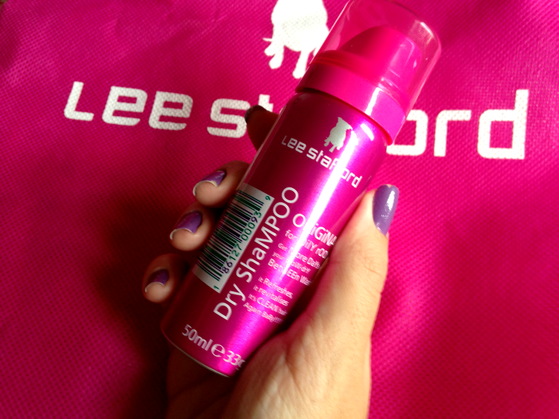 beleza | cabelos | cabelo | shampoo à seco | xampu à seco | Lee Staford | shampoo à seco resenha | shampoo à seco Lee Staford