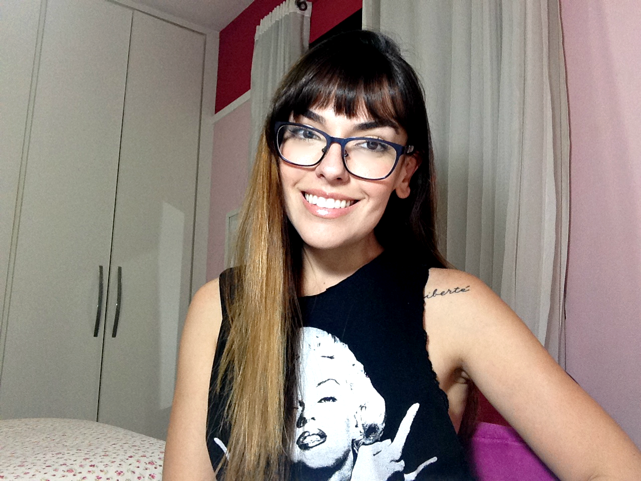 videos | video | youtube | video teorico | marceli paulino | padrões de beleza | magreza | gorda | sobre ser gorda | sobre se amar como é | ditadura da magreza