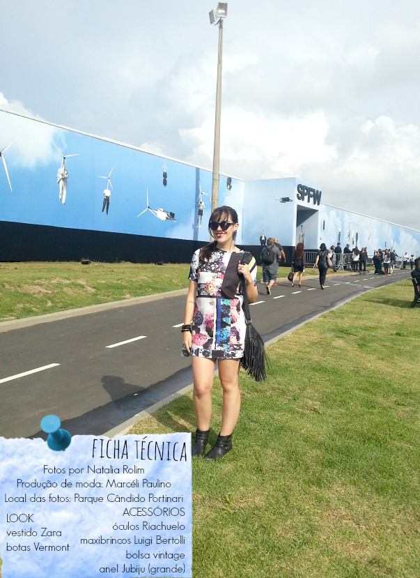moda | look do dia | SPFW | SPFW verão 2015 | dark floral | estampa | vestido de corte reto | vestido minimalista | cabelo preso | penteados | batom berry