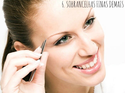 beleza | maquiagem | make up | cabelos | penteados | apostas de beleza que são feias | 6 trends de beleza que não estão mais na moda | unhas | sobrancelha | cabelo metade raspado