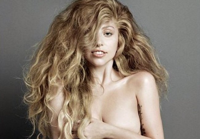 Lady Gaga posa para dupla Inez & Vinoodh em editorial